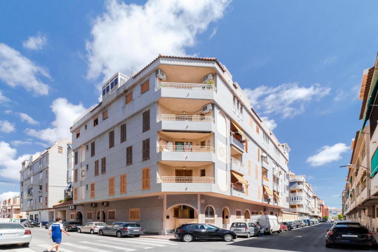 Espanatour Veronica Torrevieja Bagian luar foto